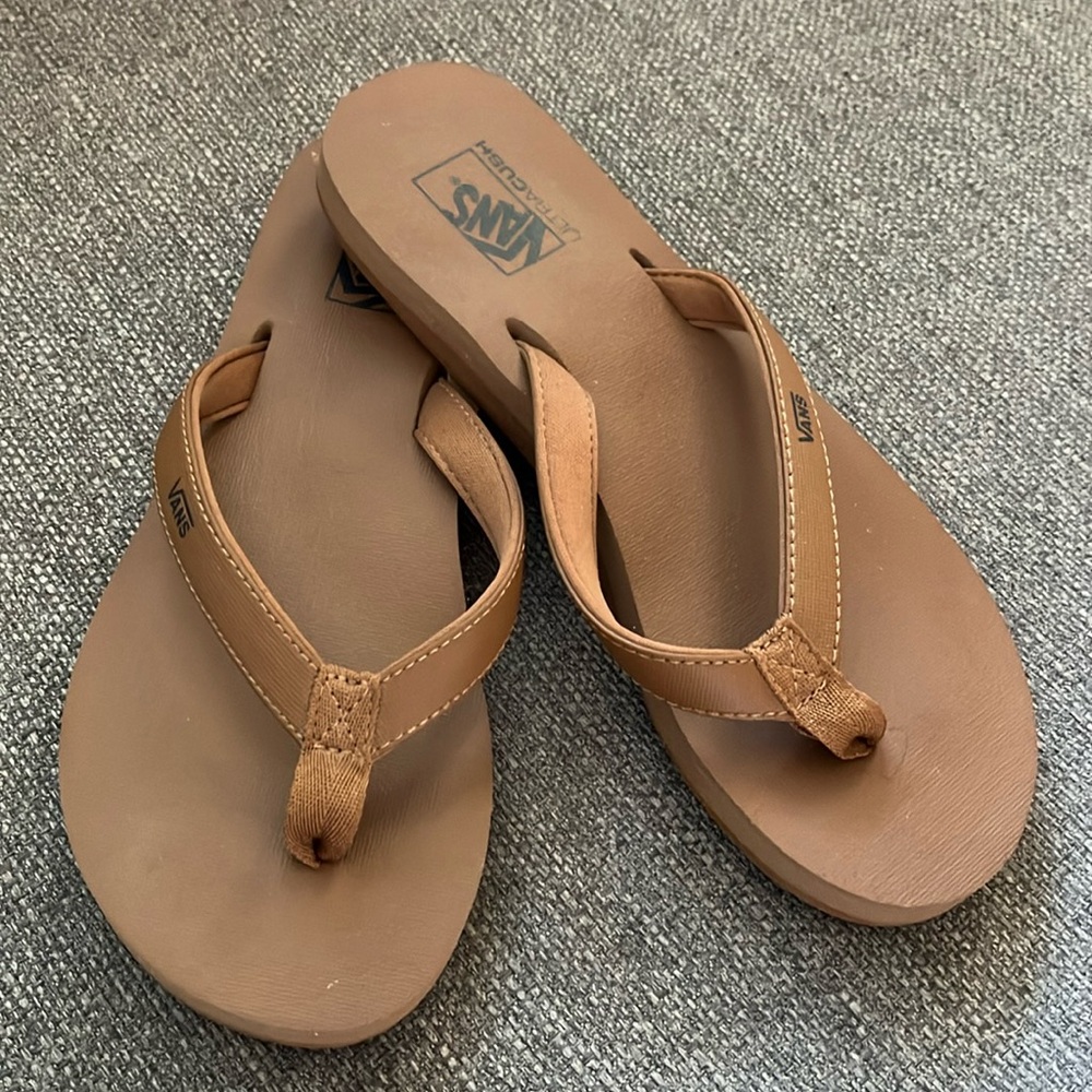 Vans brown flip flops